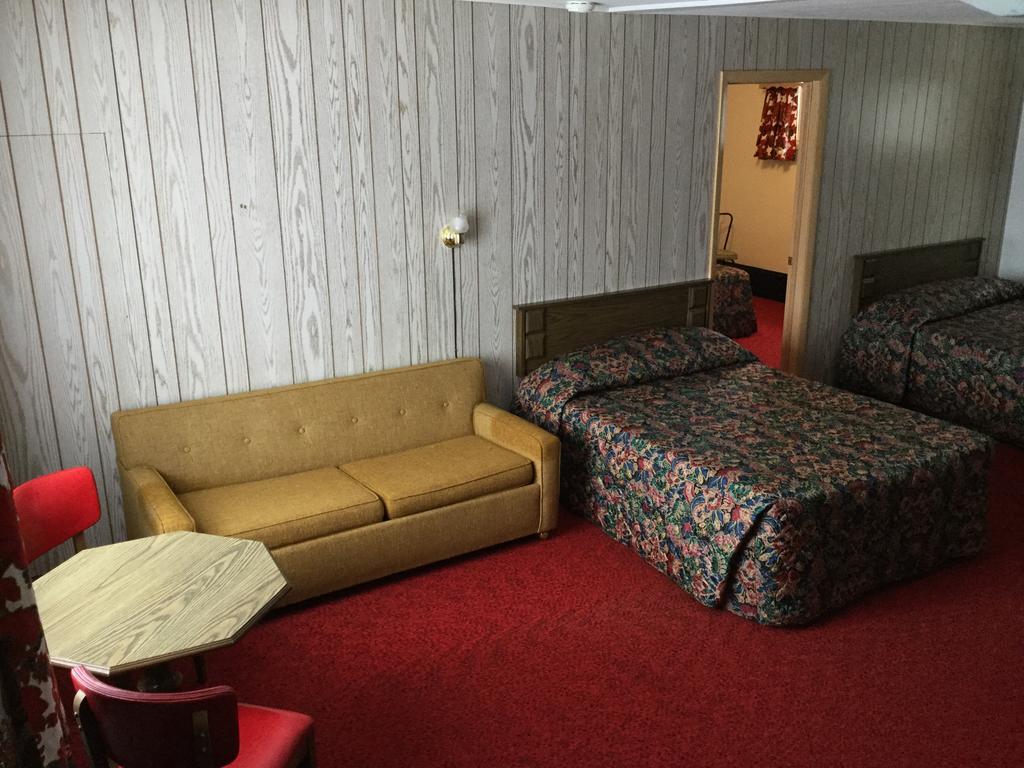 เดอะซีดาร์ส โมเทล Motel ไอรอนวูด ภายนอก รูปภาพ
